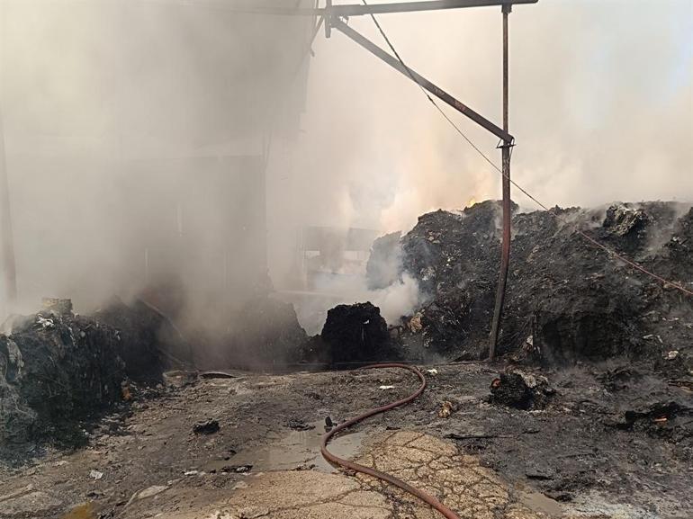 Bursa’da geri dönüşüm tesisinde çıkan yangın söndürüldü