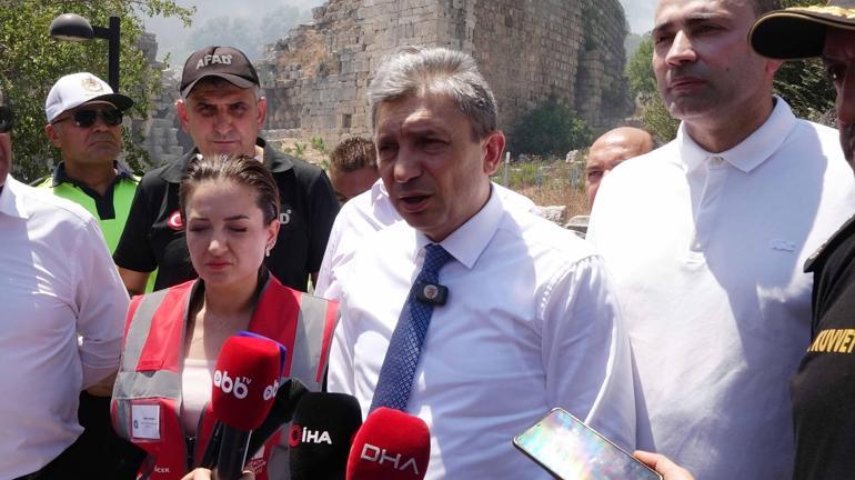 Antalyada rekor sıcaklıkta orman yangını fırtınası