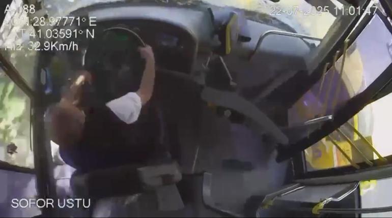 Beyoğlunda 1 kişinin öldüğü İETT otobüsü kazasının araç içi görüntüleri ortaya çıktı