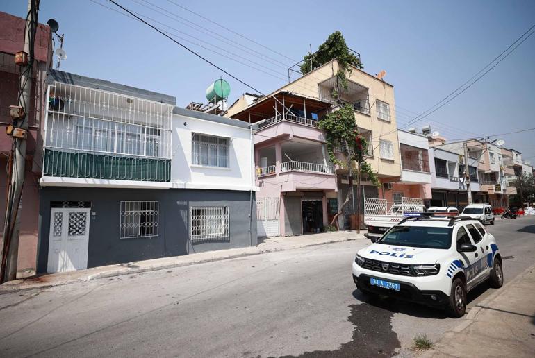 Anne ve kızın cinayet şüphelisi aranıyor