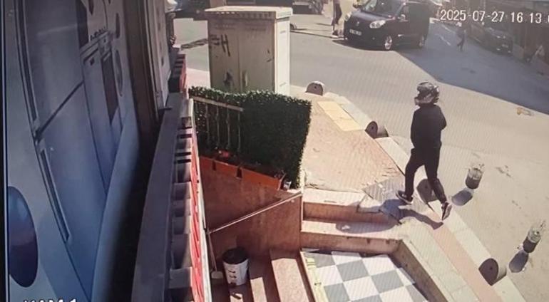 Küçükçekmecede eski çalıştığı iş yerini ziyarete gitti; silahlı saldırıya uğradı