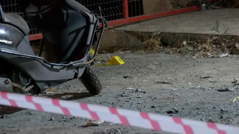 Bağcılarda kafeye silahlı saldırı: 3 kişi yaralandı