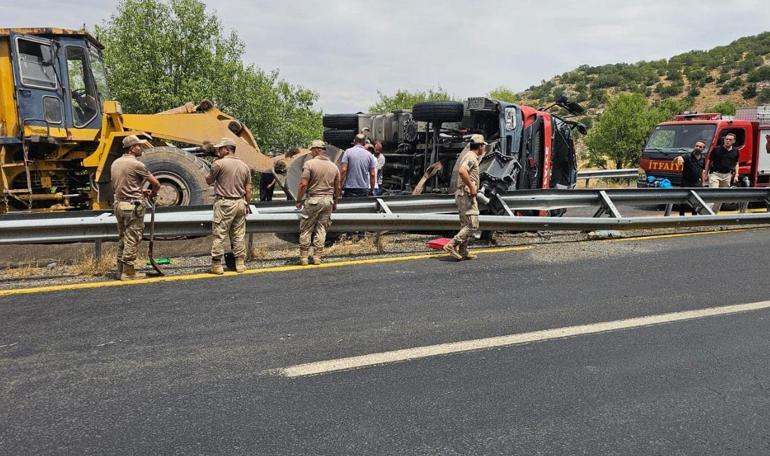 Yangına giderken kazada yaralanan itfaiye eri kurtarılamadı