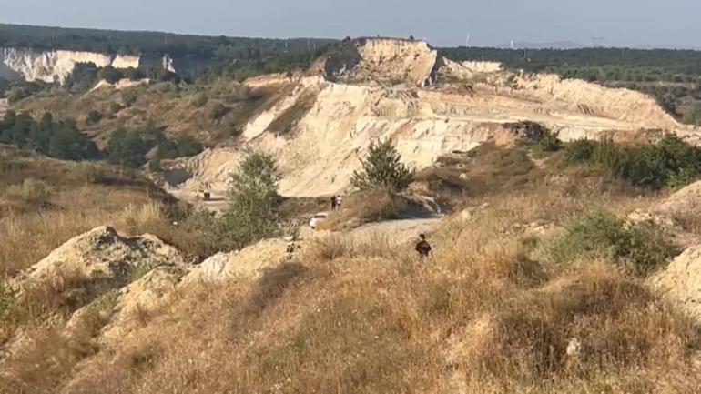 Silivri’de kum ocağında göçük; çalışmalara ara verildi
