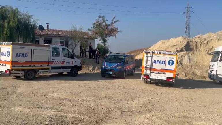 Silivri’de kum ocağında göçük; çalışmalara ara verildi