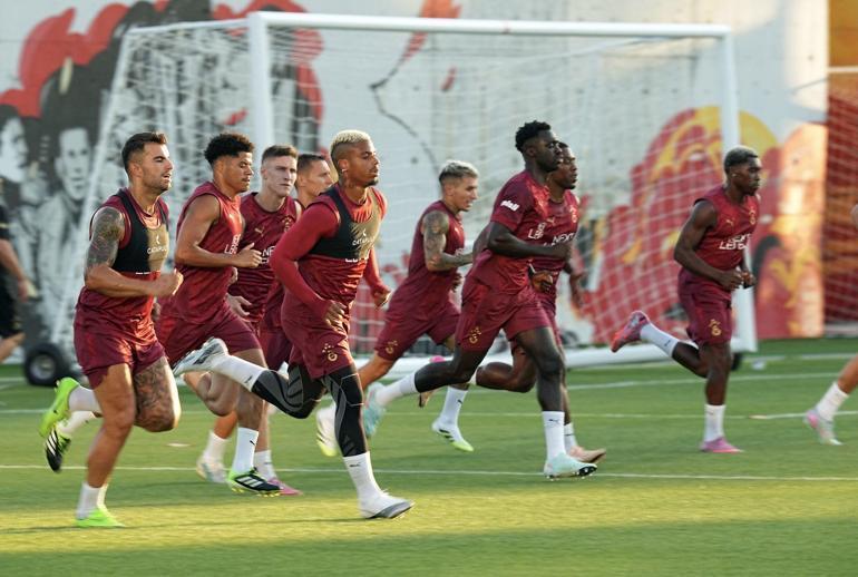 Galatasaray’da yeni sezon hazırlıkları sürüyor