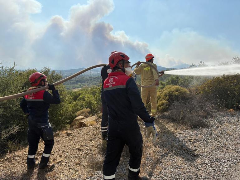 MEB AKUB ekipleri, orman yangınlarında söndürme çalışmalarına destek verdi