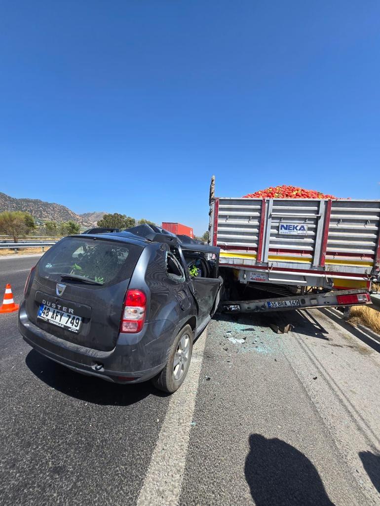 TÜLOF Başkanı ve eski CHP milletvekili Demir, kazada yaralandı
