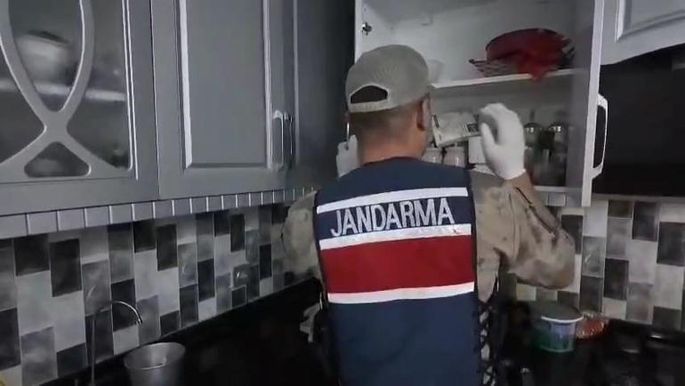 Şanlıurfada DEAŞ operasyonu: 8 gözaltı