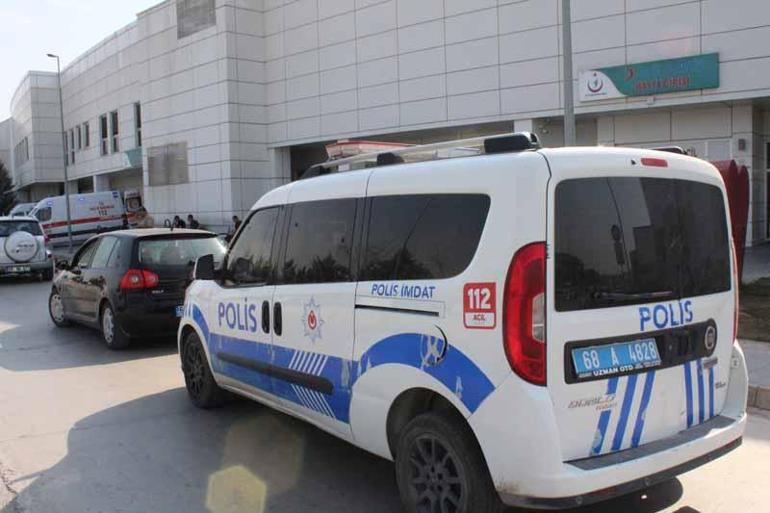 Minibüs ile duvar arasında sıkışan çırak yaralandı