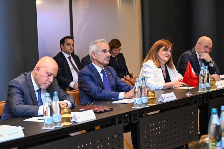 Bakan Uraloğlu, Gürcistan Ekonomi ve Sürdürülebilir Kalkınma Bakanı Kvrivishvili ile görüştü