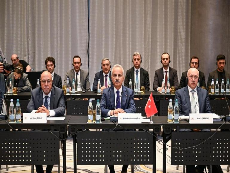 Bakan Uraloğlu: Türkiye ve Gürcistan arasında 5 milyar dolarlık ticaret hacmi hedefine ulaşmak için çalışıyoruz