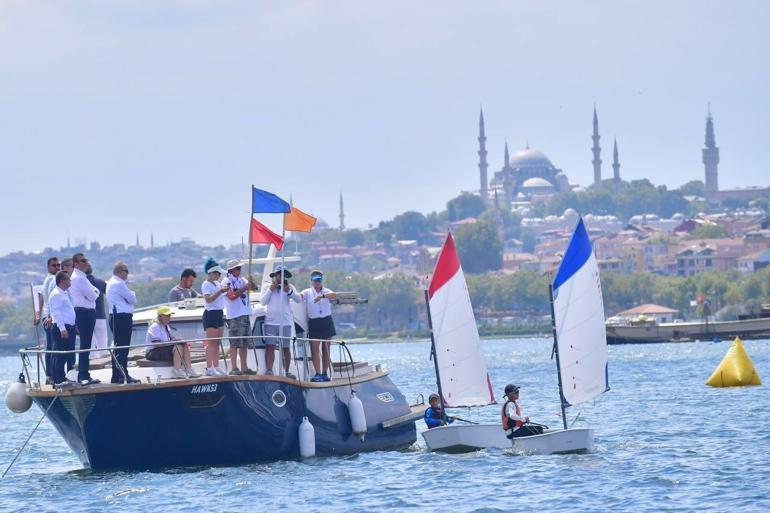 Haliçte Optimist Türkiye Takım Şampiyonası başladı