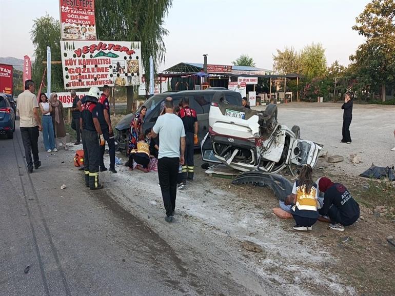 6 kişinin yaralandığı kaza kamerada