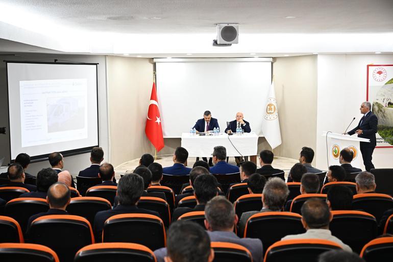 Erzurumda çoban köpeklerine mikroçip takılacak