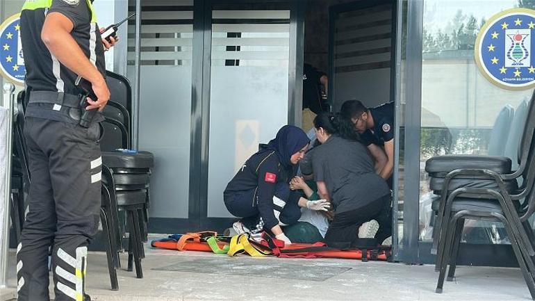 Kütahya’da lokalin asma tavanı çöktü; 1 yaralı