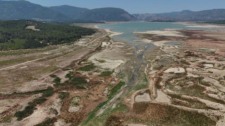 Çeşmeden sonra İzmirde de su kesintisi başlıyor
