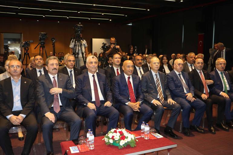 Bakan Bolat: 25 milyar dolarlık ihracat ile tarihimizin aylık ihracat rekorunu kırdık