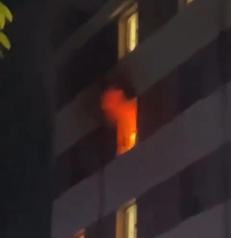 Bursada öğrenci yurdundaki yangın söndürüldü