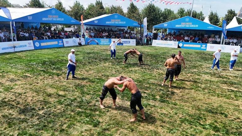 Arnavutköy Belediyesi, Geleneksel Yağlı Güreşler organizasyonu düzenledi