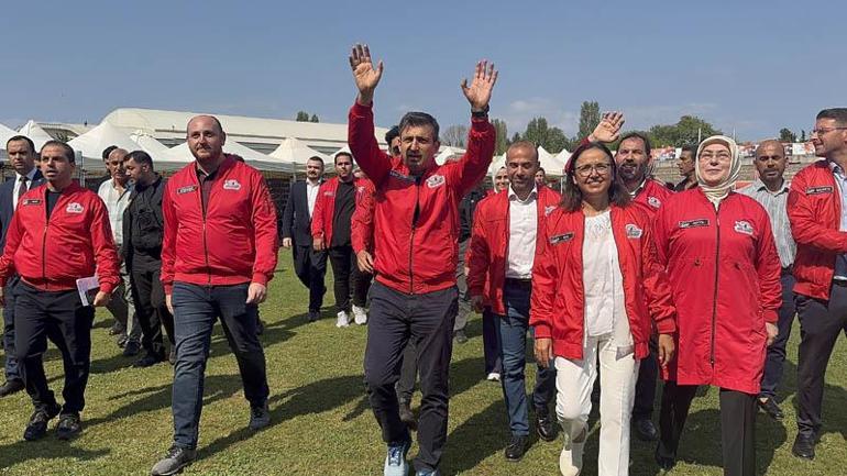 Selçuk Bayraktar: TEKNOFEST kuşağıyla ülkemiz tam bağımsızlık yolunda bir adım daha öteye gidecek