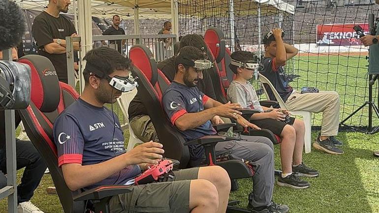 Selçuk Bayraktar: TEKNOFEST kuşağıyla ülkemiz tam bağımsızlık yolunda bir adım daha öteye gidecek