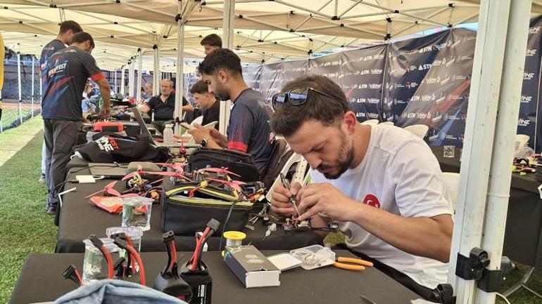 Selçuk Bayraktar: TEKNOFEST kuşağıyla ülkemiz tam bağımsızlık yolunda bir adım daha öteye gidecek