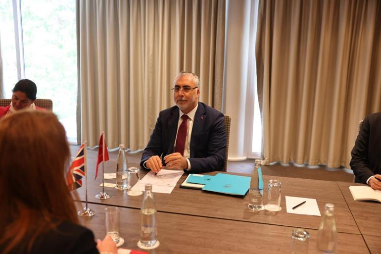 Bakan Işıkhan, Birleşik Krallık İstihdam Bakanı McGovern ile görüştü