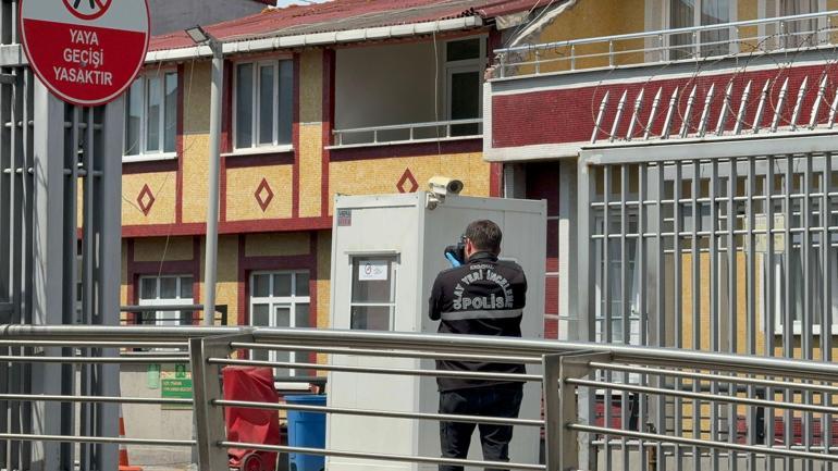 Esenyurt’ta AVM otoparkında silahlı saldırı