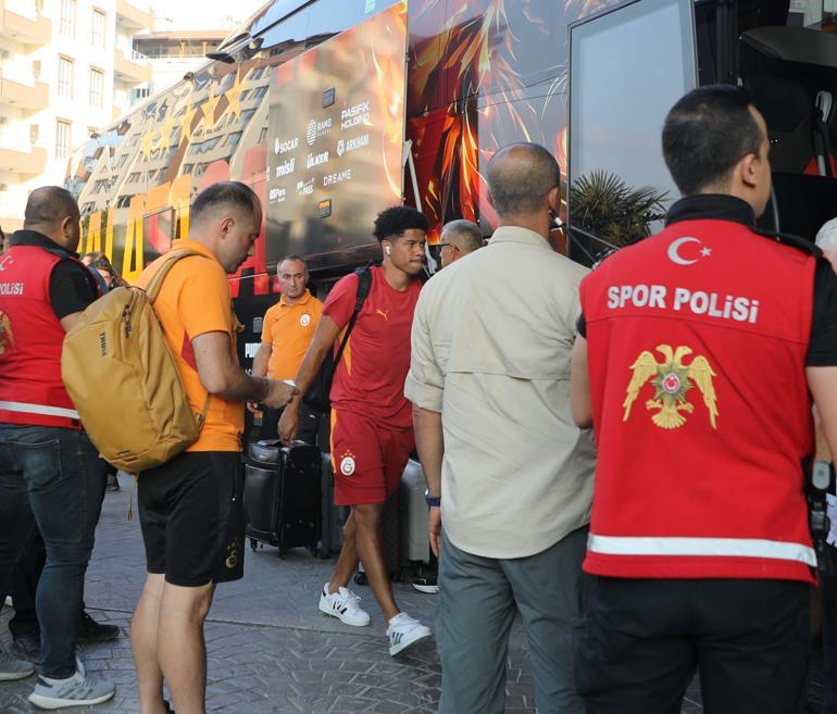 Galatasaray kafilesi Gaziantepte