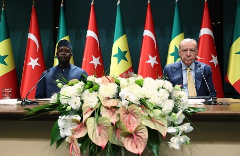 Cumhurbaşkanı Erdoğan, Senegal Başbakanı Sonkoyu resmi törenle karşıladı