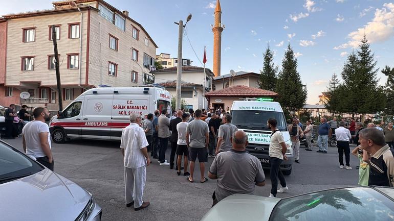 Sivasta mahalle muhtarı, makamında ölü bulundu