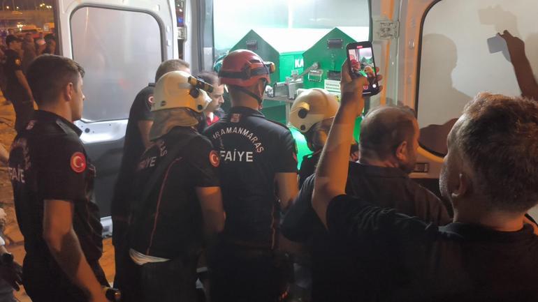 Kahramanmaraşta ağır hasarlı bina yıkılırken çöktü, enkaz altında kalan operatör öldü