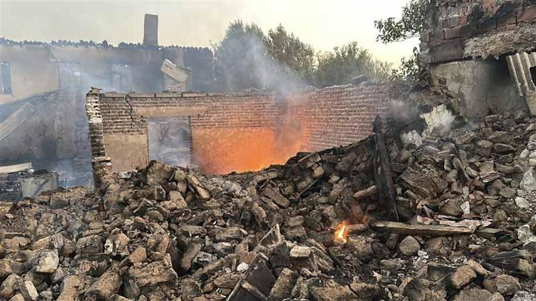 Çanakkaledeki orman yangını ikinci gününde kontrol altına alındı