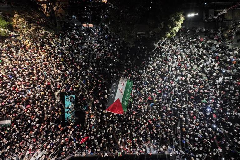 İstanbulda Gazzeye Umut Işığı Ol yürüyüşü düzenlendi