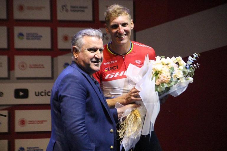 Bakan Bak: Türkiye’nin en büyük sorunlarından bir tanesi obezite