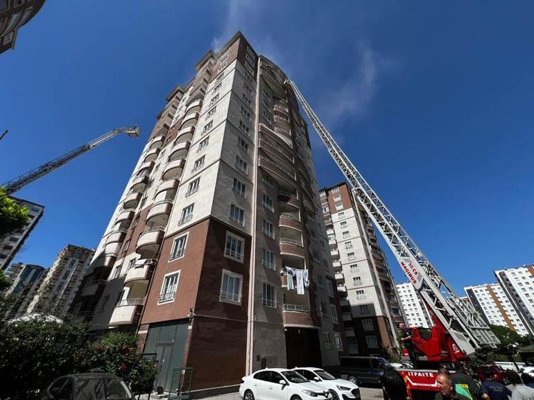 Kayseri’de 14 katlı binada yangın