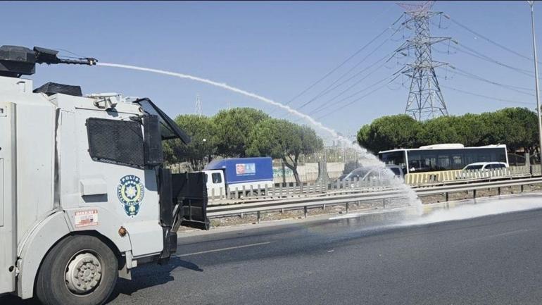 Bayrampaşada otomobilin çarptığı skuter sürücüsü hayatını kaybetti