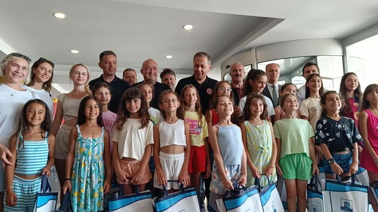 Bakan Yerlikaya: Çanakkaledeki yangında 1000 hektar alan zarar gördü