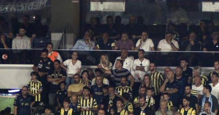 Fenerbahçe - Feyenoord maçında Ali Koça hakaret ettiği iddiasıyla gözaltına alınan kişi serbest bırakıldı
