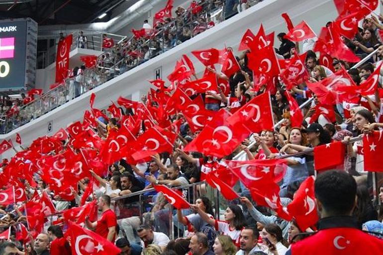 Filenin Efeleri Danimarkayı 3-2 yendi