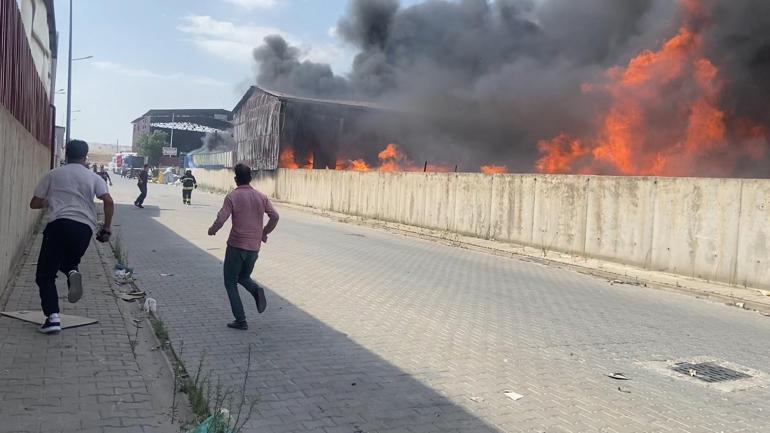 Eskişehir’de fabrikada çıkan yangın, 2 fabrikaya daha sıçradı