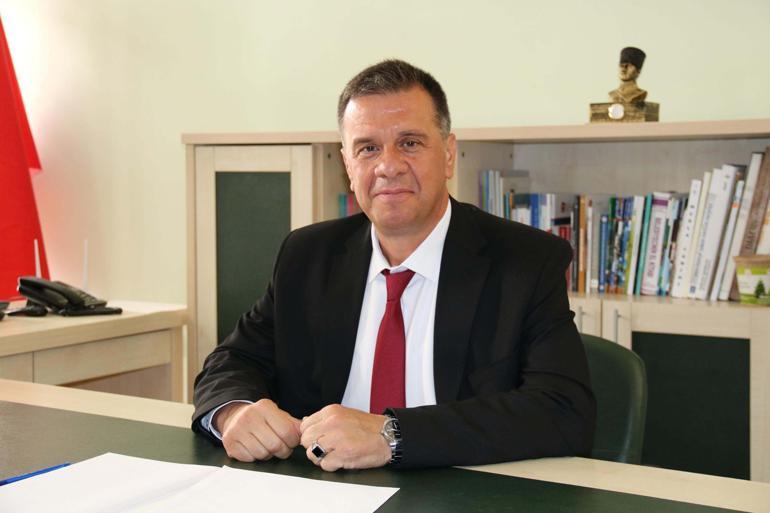 Özlem Çerçioğlu, CHPden istifa etti