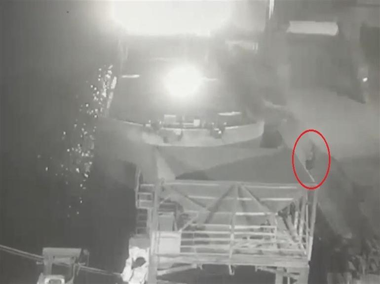 İş insanı Halit Yukay’ın parçalanan teknesinin koltuğu, Karabiga kıyısında bulundu