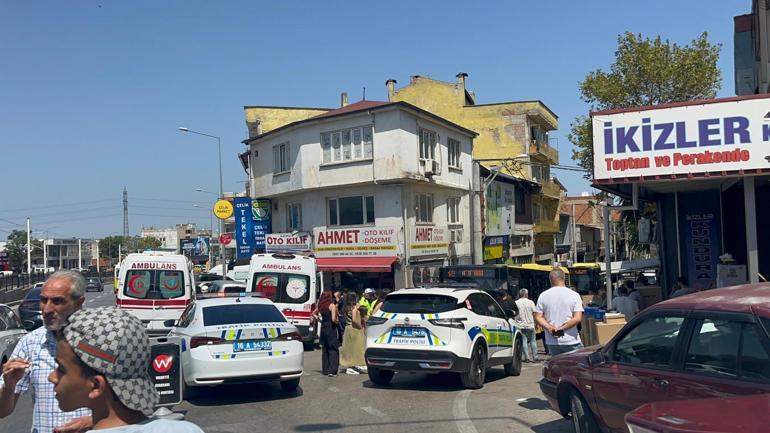 Bursada halk otobüsü ile otomobil çarpıştı; 5 yaralı