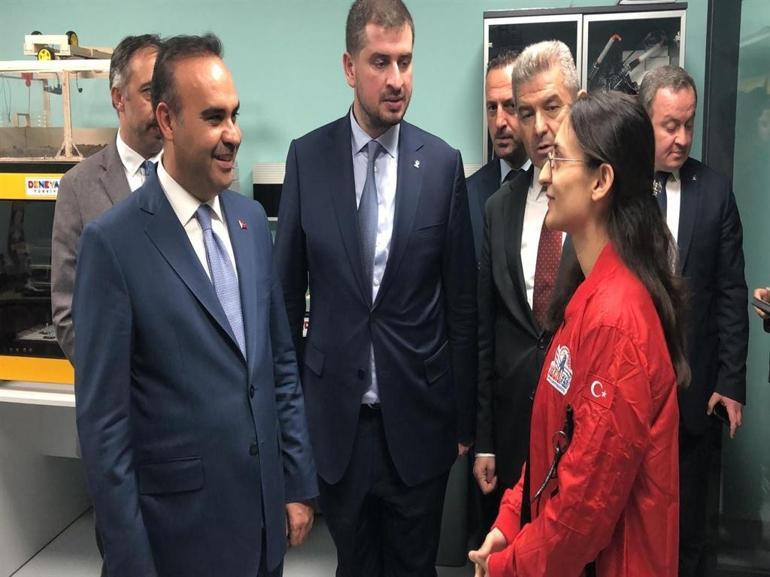 Bakan Kacır: Tarihin bir kırılma noktasındayız