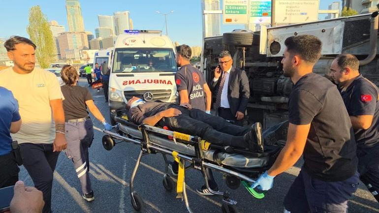 Ümraniyede servis midibüsü devrildi: 8 yaralı