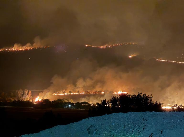 Diyarbakır’da 3 noktada örtü yangını