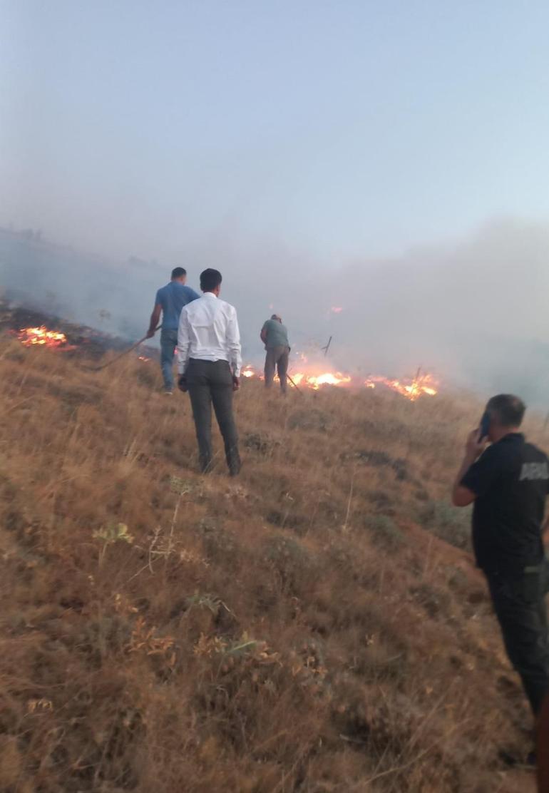 Kırşehirde meralık alanda yangın