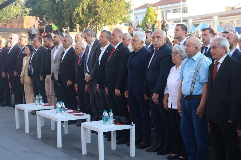 Özgür Özel: Kimsenin verdiği oy için özür dilemesine gerek yok